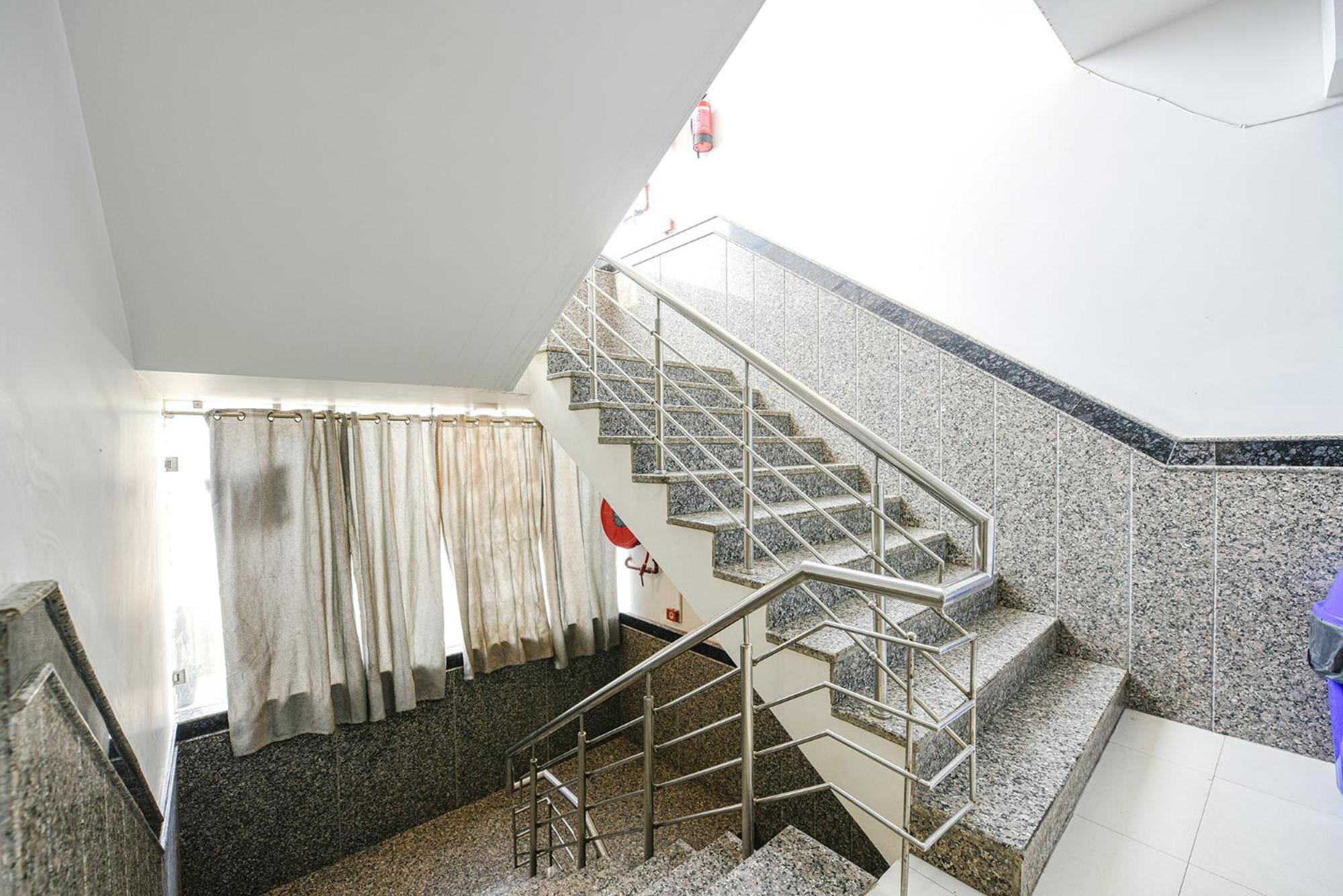 Fabhotel Aman Inn Near Igi Airport New Delhi Exterior photo