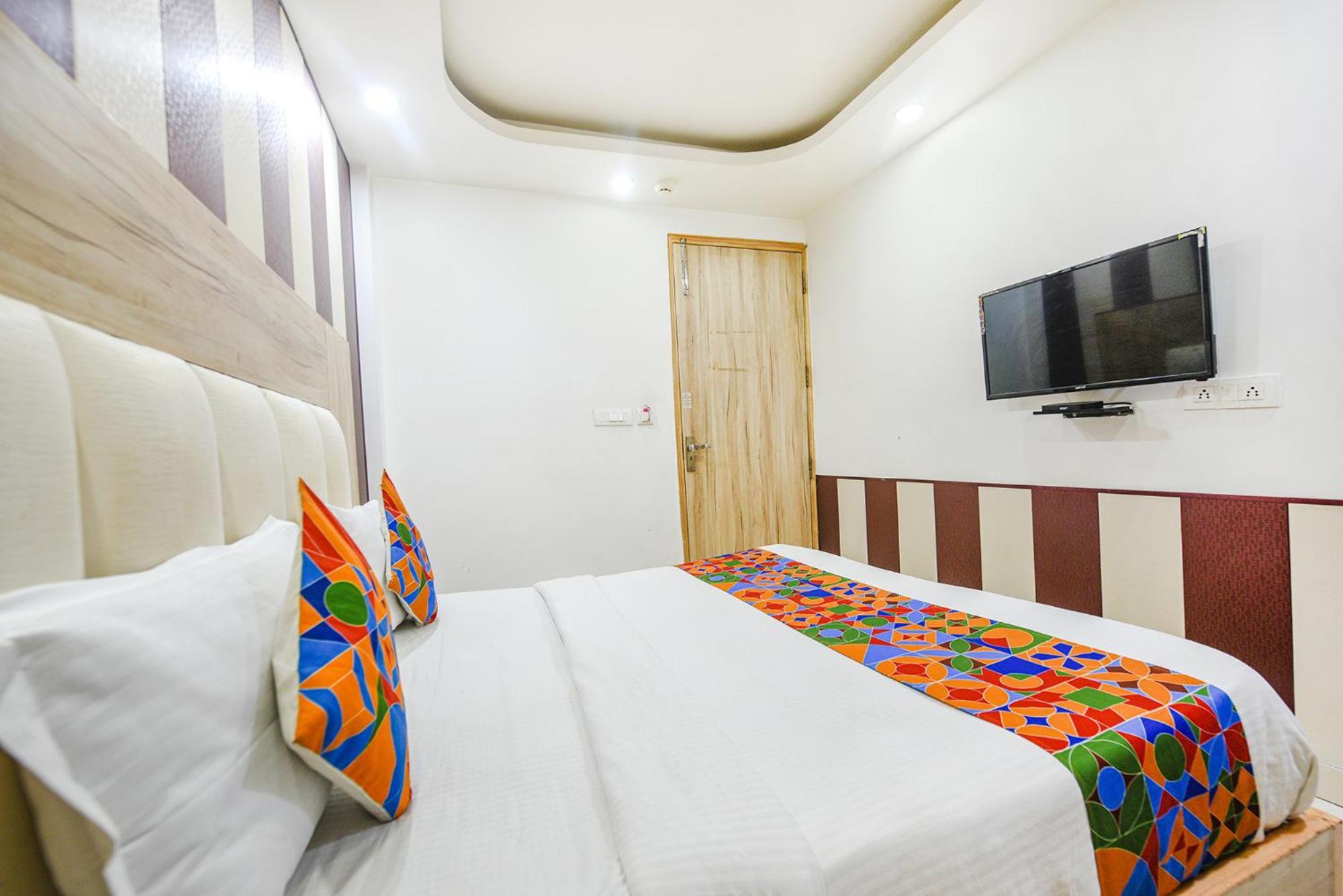 Fabhotel Aman Inn Near Igi Airport New Delhi Exterior photo