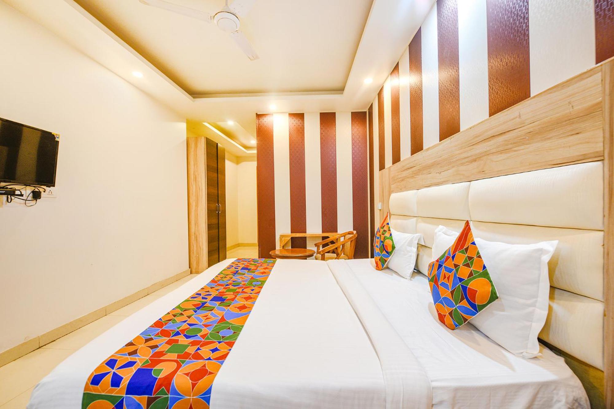 Fabhotel Aman Inn Near Igi Airport New Delhi Exterior photo