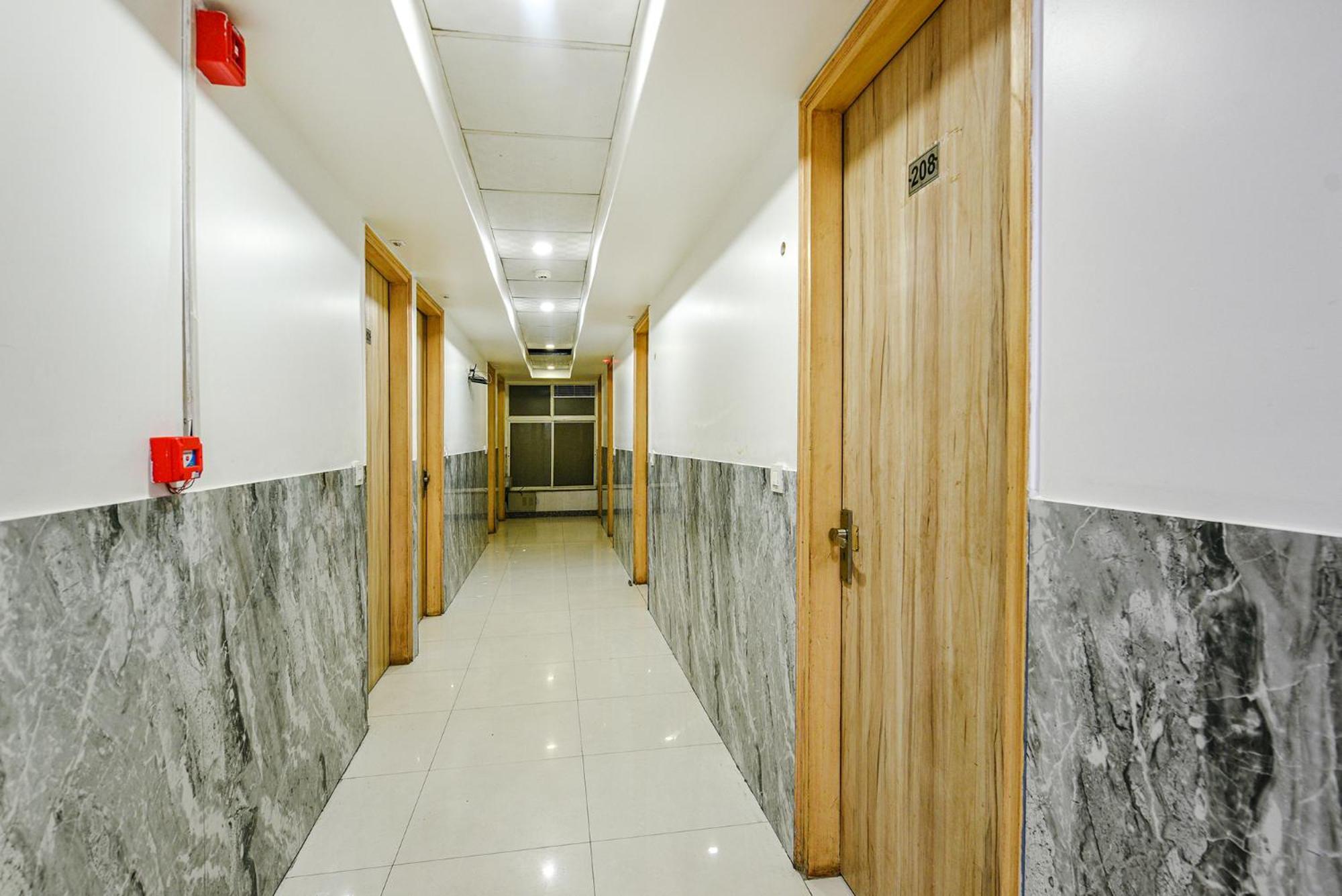 Fabhotel Aman Inn Near Igi Airport New Delhi Exterior photo