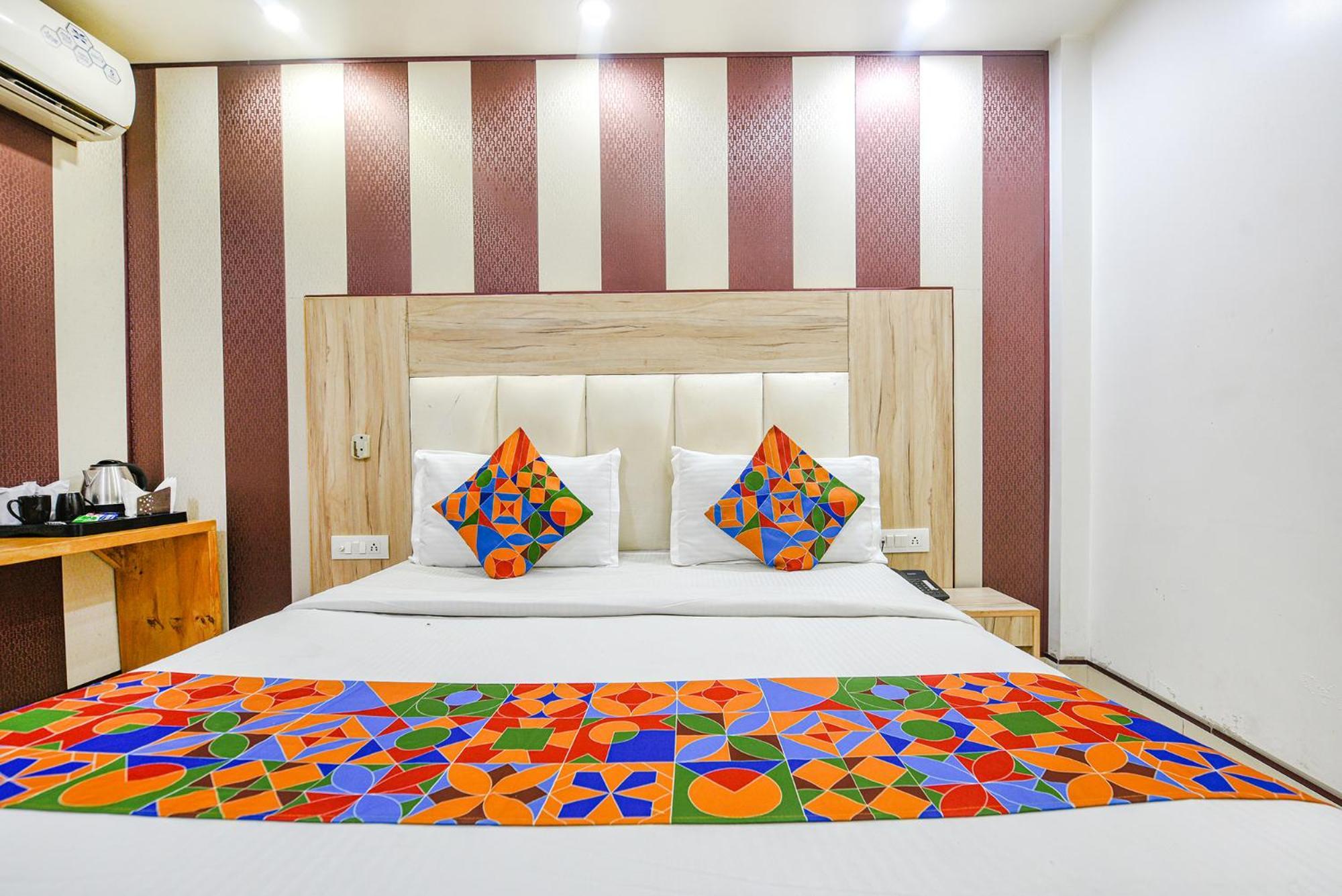 Fabhotel Aman Inn Near Igi Airport New Delhi Exterior photo
