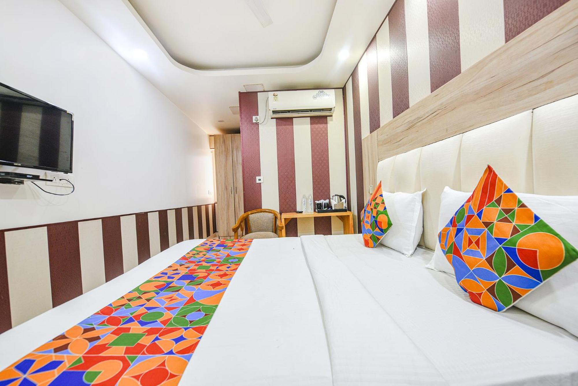 Fabhotel Aman Inn Near Igi Airport New Delhi Exterior photo