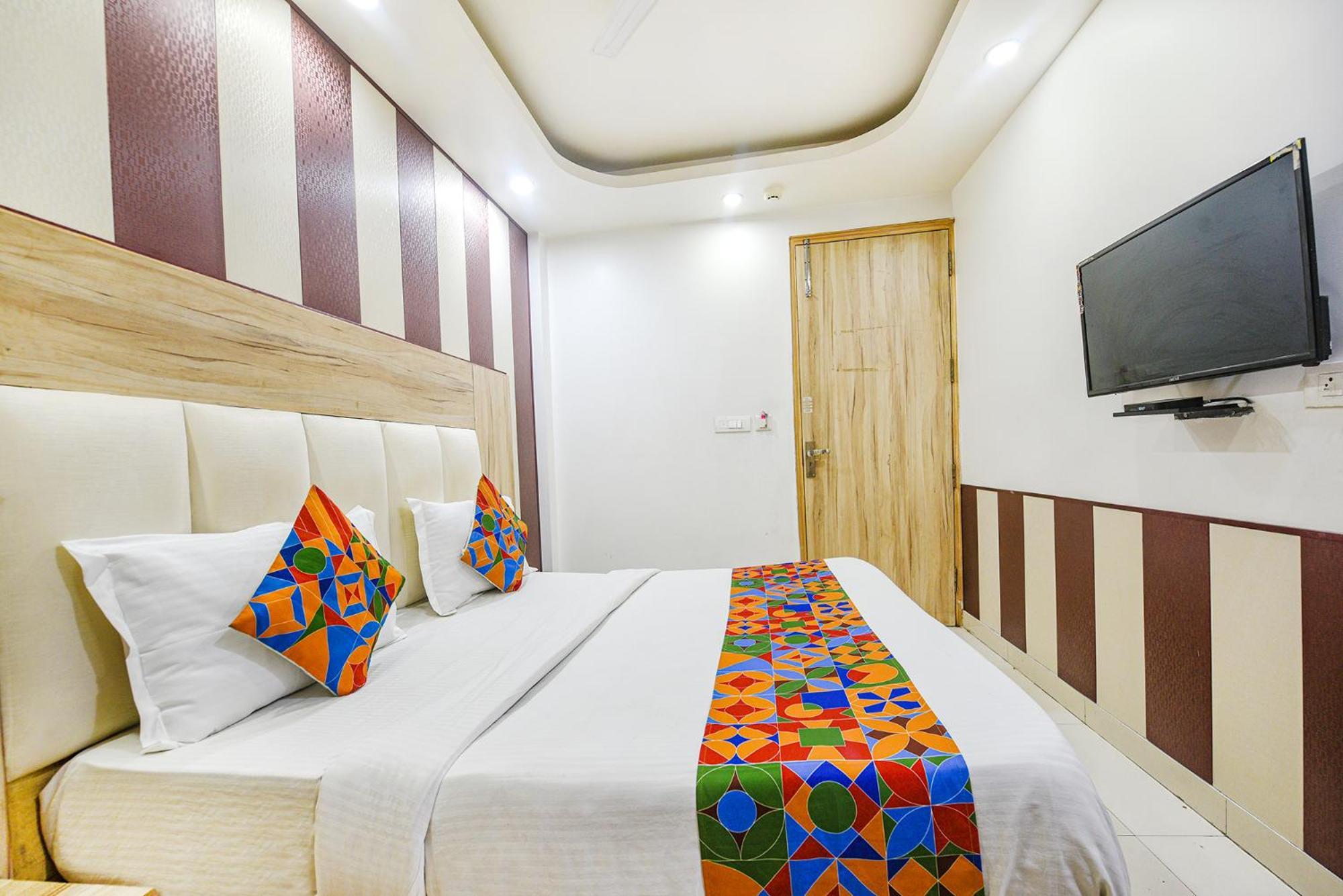 Fabhotel Aman Inn Near Igi Airport New Delhi Exterior photo